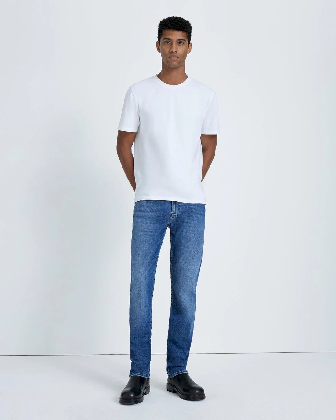 7 For All Mankind The Straight In Ledro 4 7 For All Mankind The Straight In Ledro - Image 2