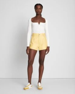 7 For All Mankind Faux Leather Tailored Short In Jojoba