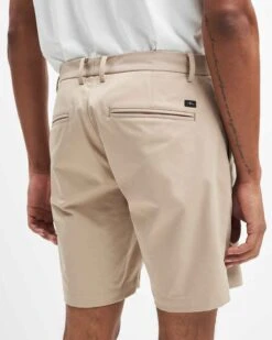 7 For All Mankind Tech Series Short In Sand 9 7 For All Mankind Tech Series Short In Sand -7 For All Mankind 7M502Q32 KHA 04