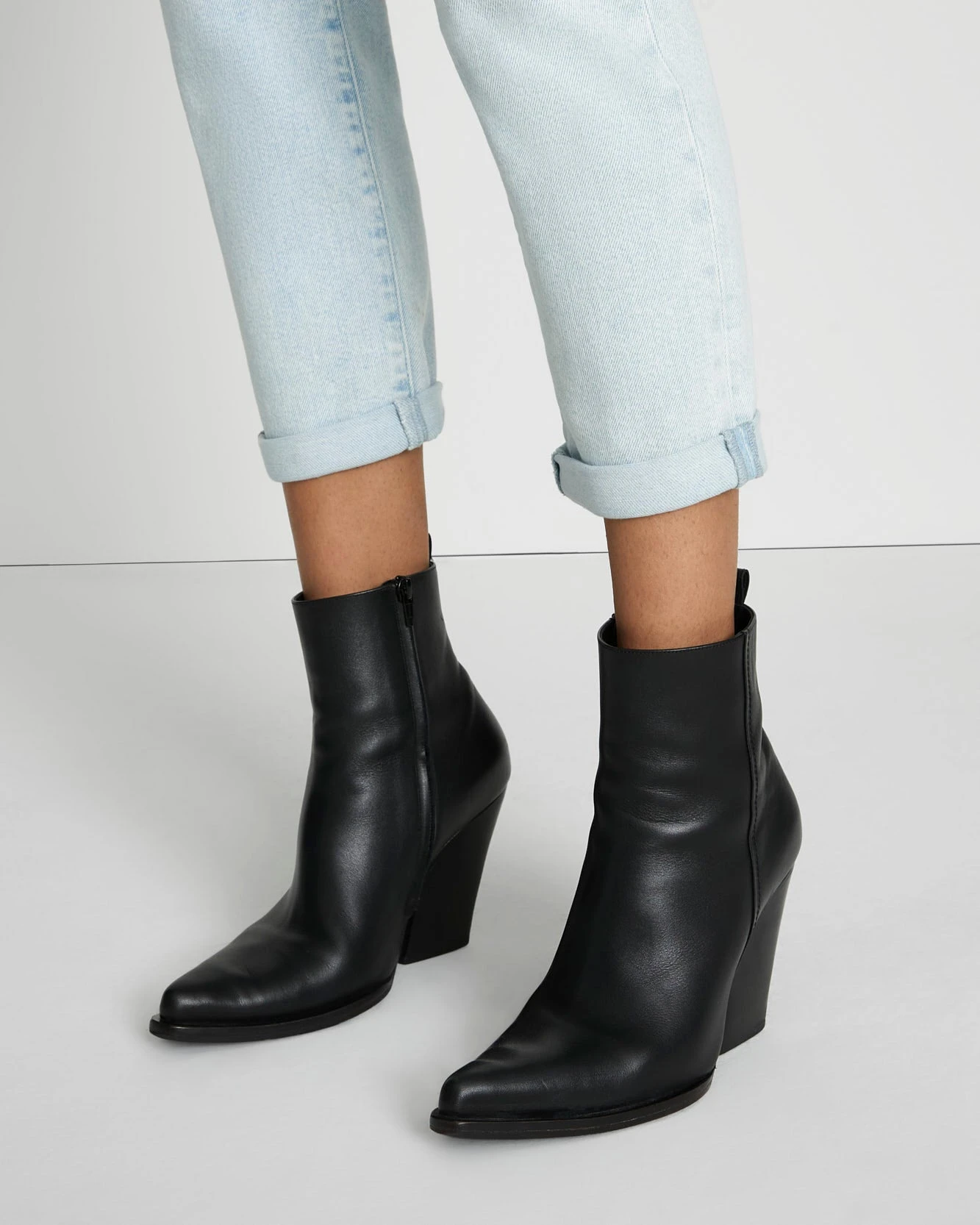 7 For All Mankind Luxe Vintage Josefina In Edis 5 7 For All Mankind Luxe Vintage Josefina In Edis - Image 3