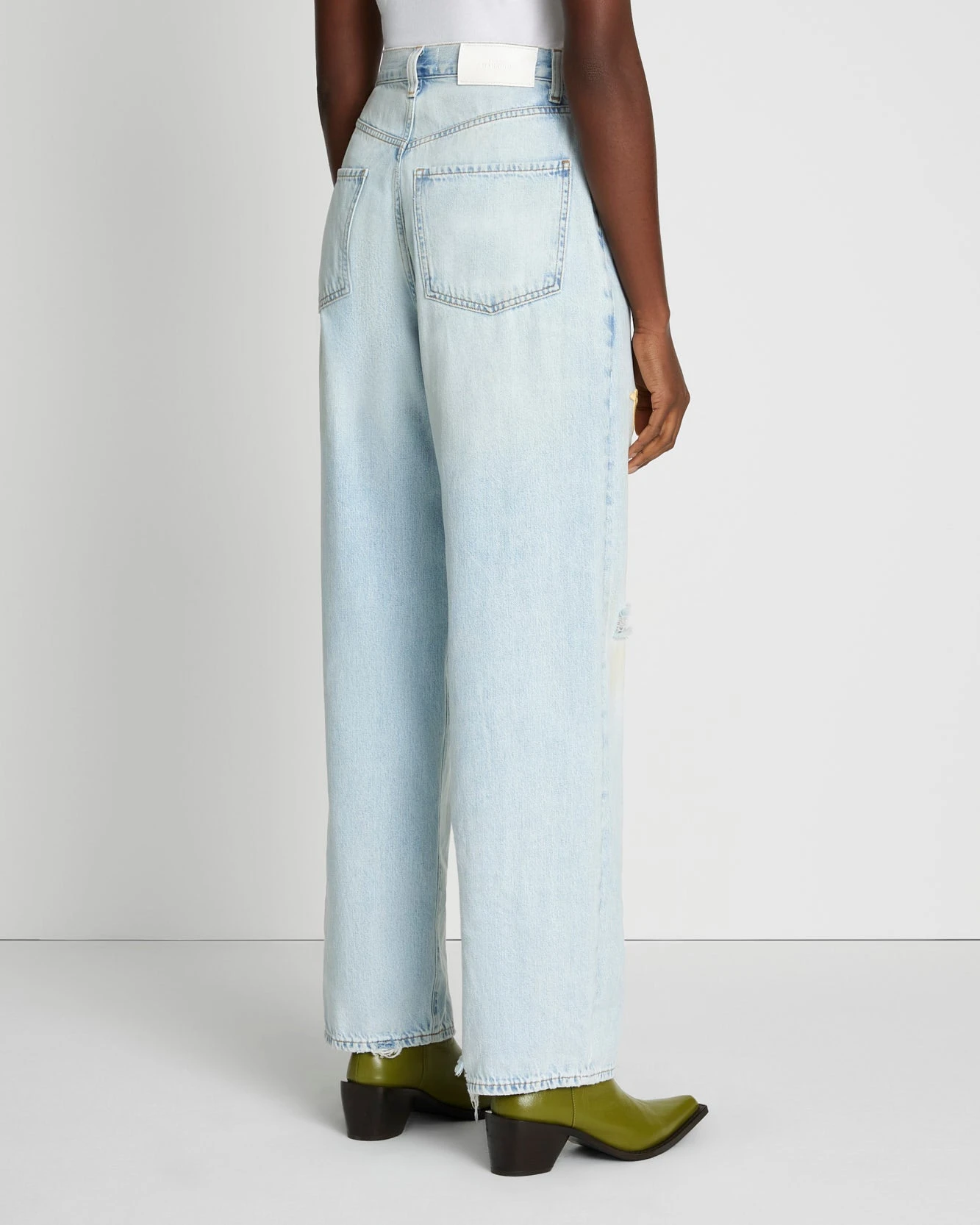 7 For All Mankind The Jennifer 90's Baggy Jean In Blue Babe 6 7 For All Mankind The Jennifer 90's Baggy Jean In Blue Babe - Image 4