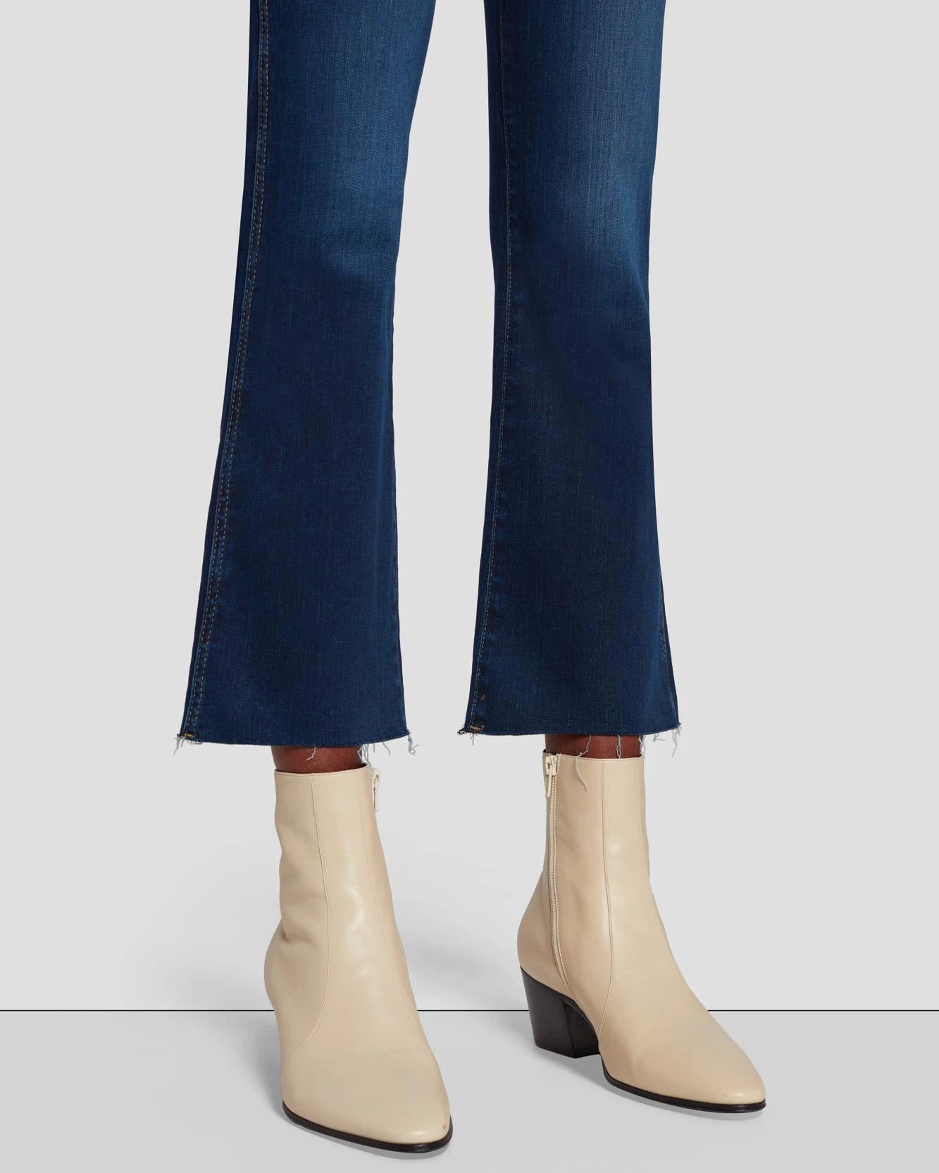 7 For All Mankind Slim Illusion High Waist Slim Kick In Opulent 5 7 For All Mankind Slim Illusion High Waist Slim Kick In Opulent - Image 3