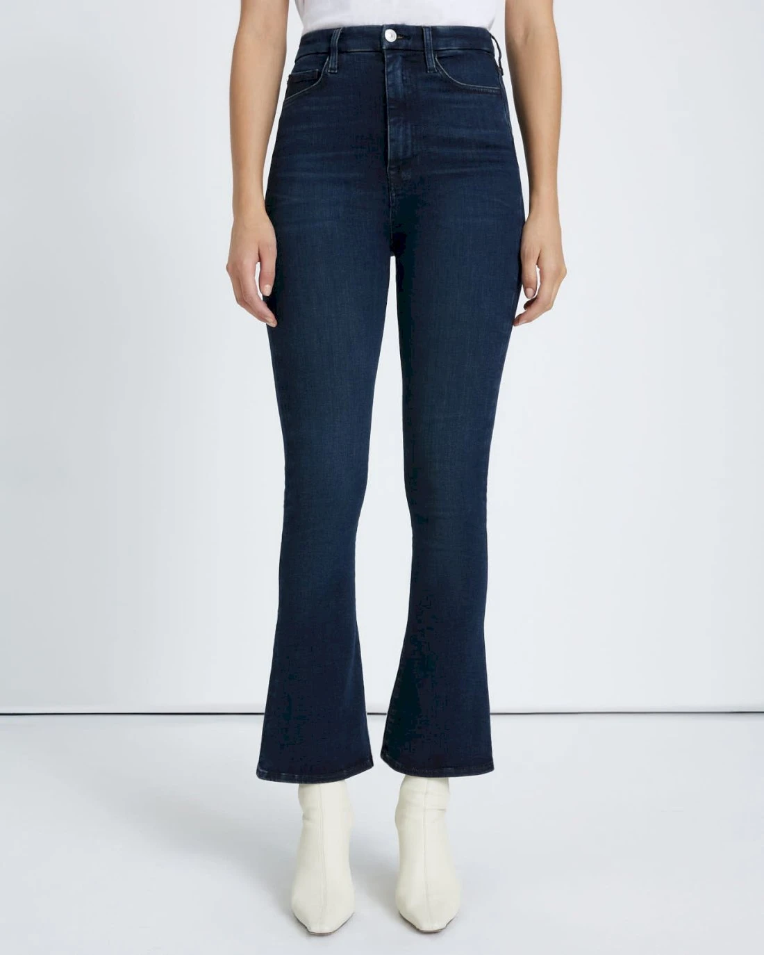 7 For All Mankind No Filter Ultra High Rise Skinny Kick In Grace 5 7 For All Mankind No Filter Ultra High Rise Skinny Kick In Grace - Image 3