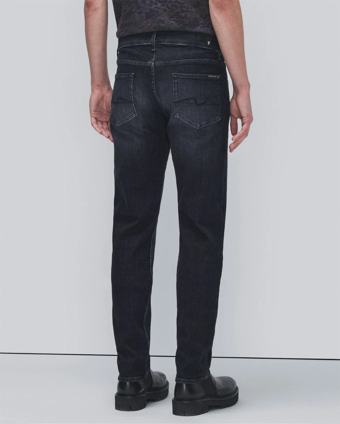 7 For All Mankind Earthkind Stretch Tek Slimmy Tapered In Untouched 6 7 For All Mankind Earthkind Stretch Tek Slimmy Tapered In Untouched - Image 4