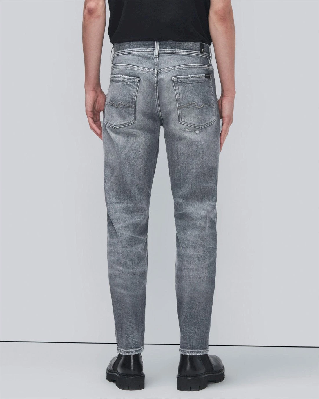 7 For All Mankind American Vintage Paxtyn In Selected Grey 4 7 For All Mankind American Vintage Paxtyn In Selected Grey - Image 2