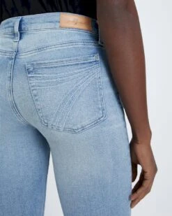 7 For All Mankind Luxe Vintage Dojo In Camila 8 7 For All Mankind Luxe Vintage Dojo In Camila -7 For All Mankind beda3a9782fb458e7a0c7891e0d274ca